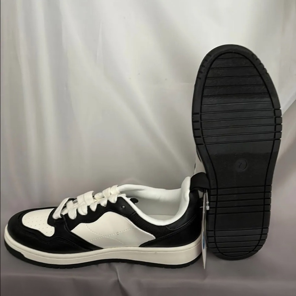 Women's Netty Fashion Sneakers with Memory Foam Insole - Wild Fable™ Black 7 - Picture 4 of 5